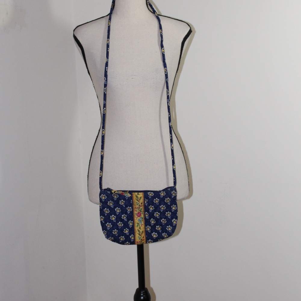 Vera Bradley,  Vintage Retired  Maison Blue  floral crossbody bag